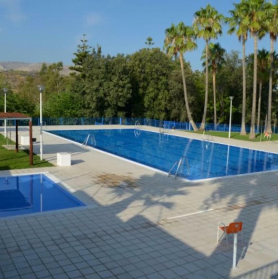 La Casa Del Rio Villa Pedralba Exterior photo