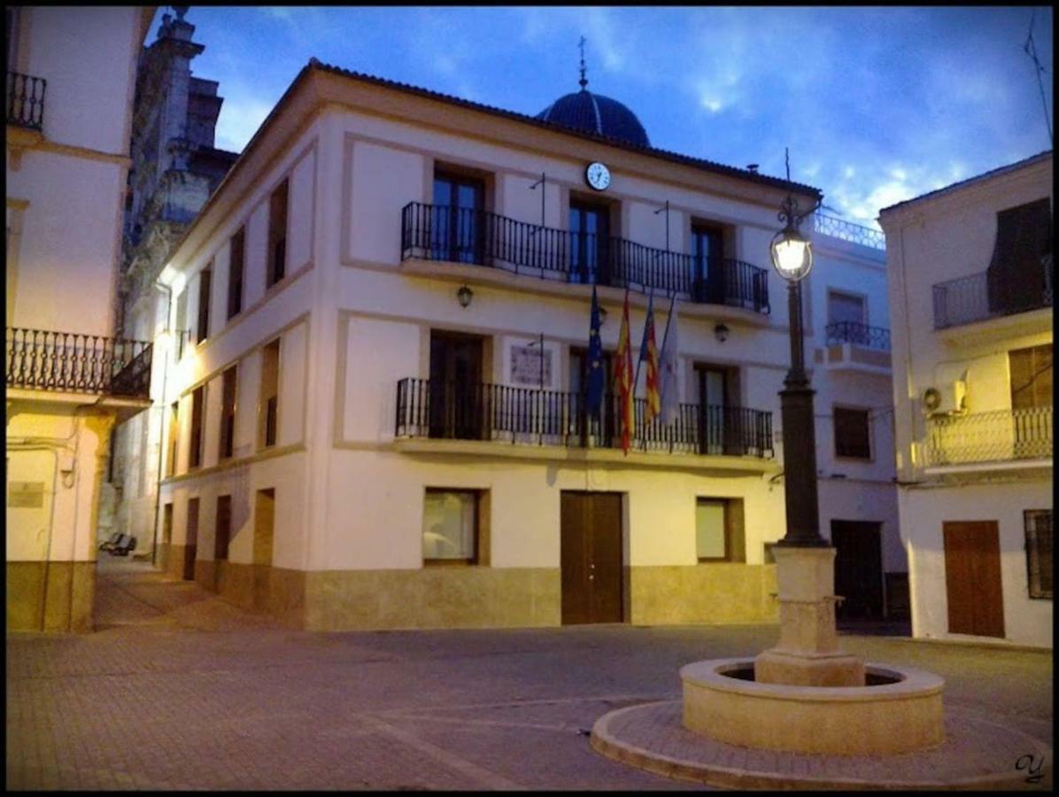 La Casa Del Rio Villa Pedralba Exterior photo